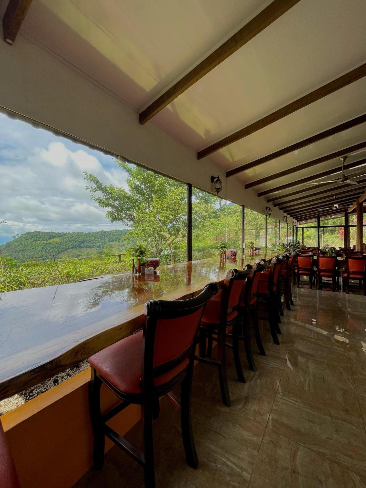 Heliconias Rainforest Lodge Bijagua Bagian luar foto