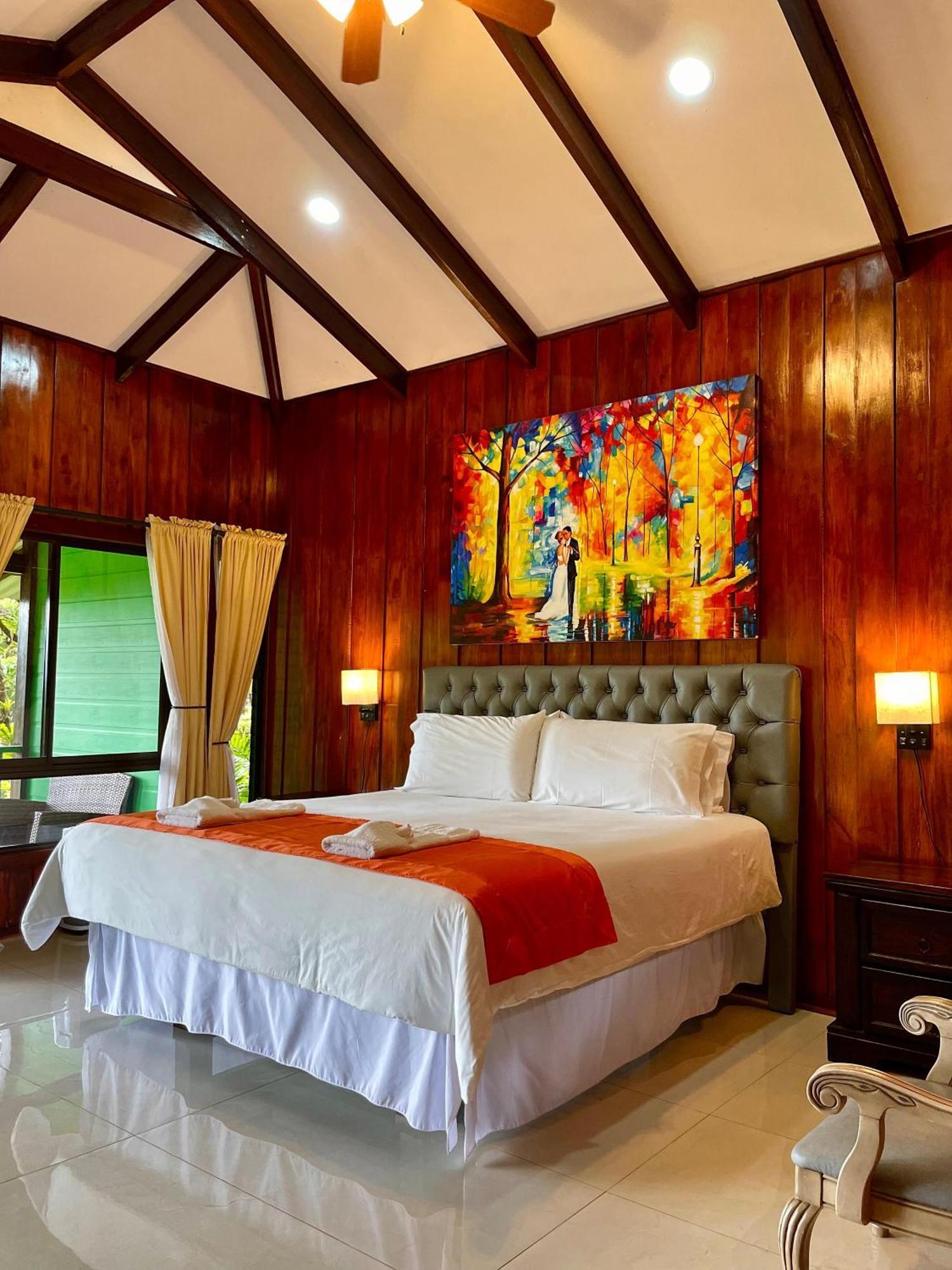 Heliconias Rainforest Lodge Bijagua Bagian luar foto