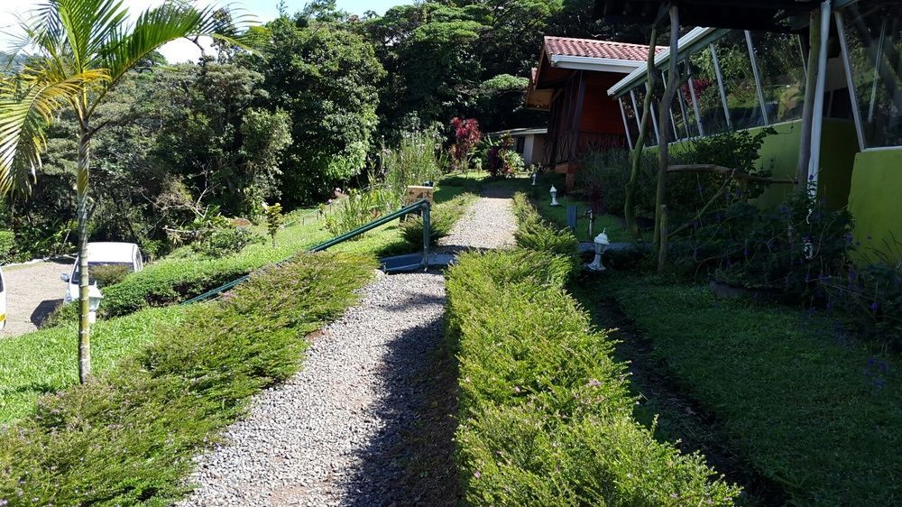 Heliconias Rainforest Lodge Bijagua Bagian luar foto